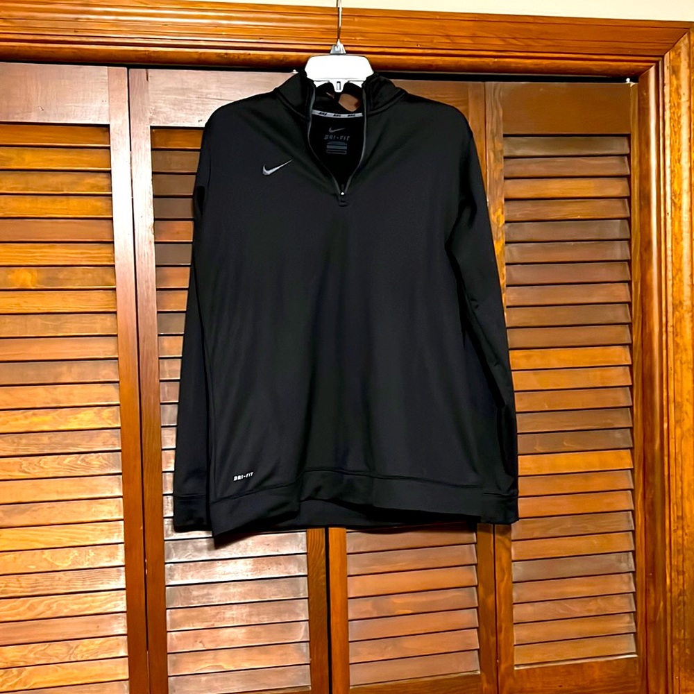 Nike 1/4 zip. Like new